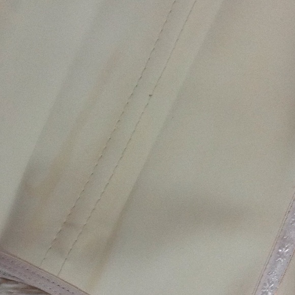 Waist trainer - Picture 6 of 6